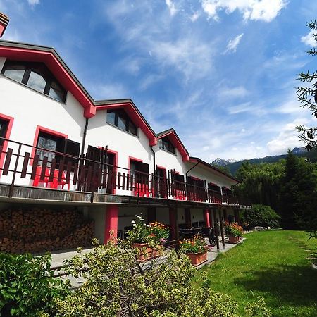 Residence Eden Park Aosta Exteriör bild