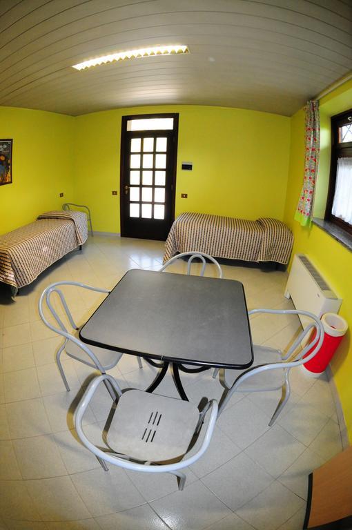 Residence Eden Park Aosta Rum bild
